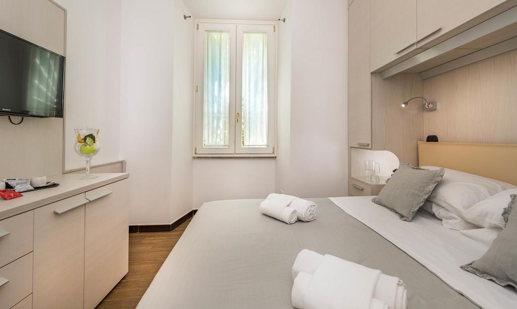 Andenis Luxury House Hotel Rome Exterior photo